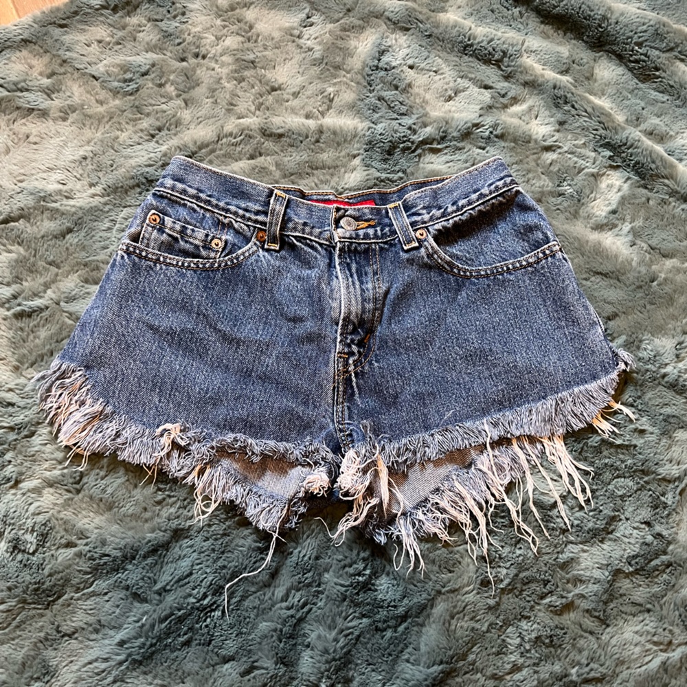 levi shorts
